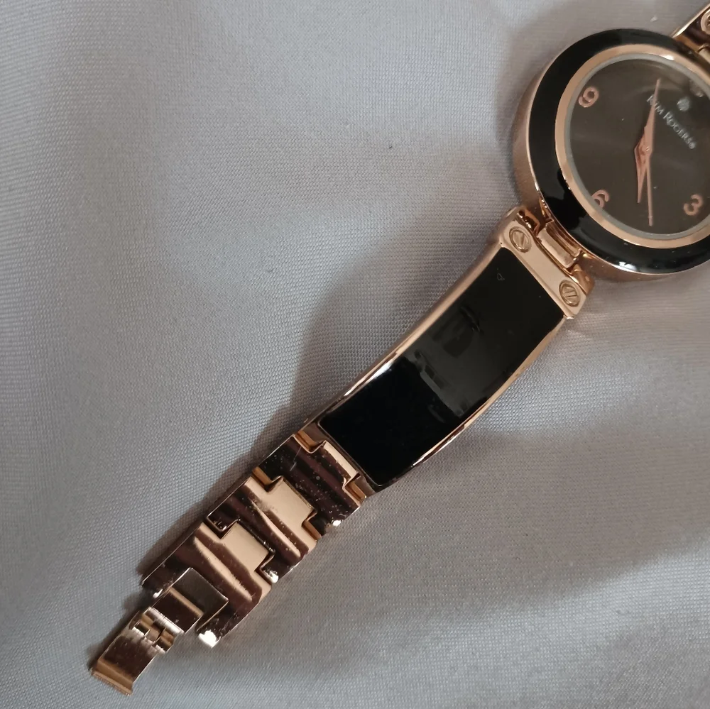 Kim Rogers black and gold bracelet watch timepiece love screw model 62136 - Picture 3 of 7